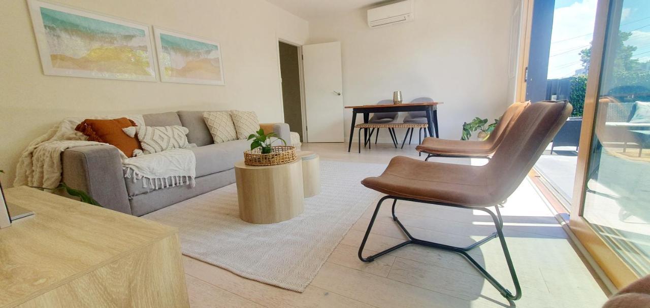 Feel Connected - St Kilda And Balaclava Apartment